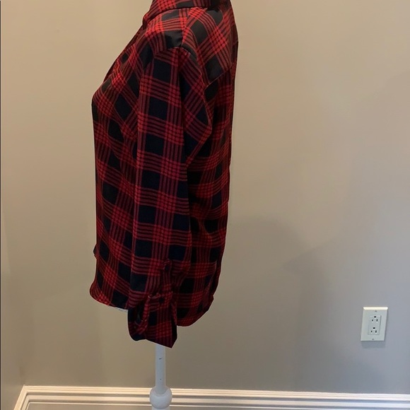 The Limited top - Picture 3 of 3